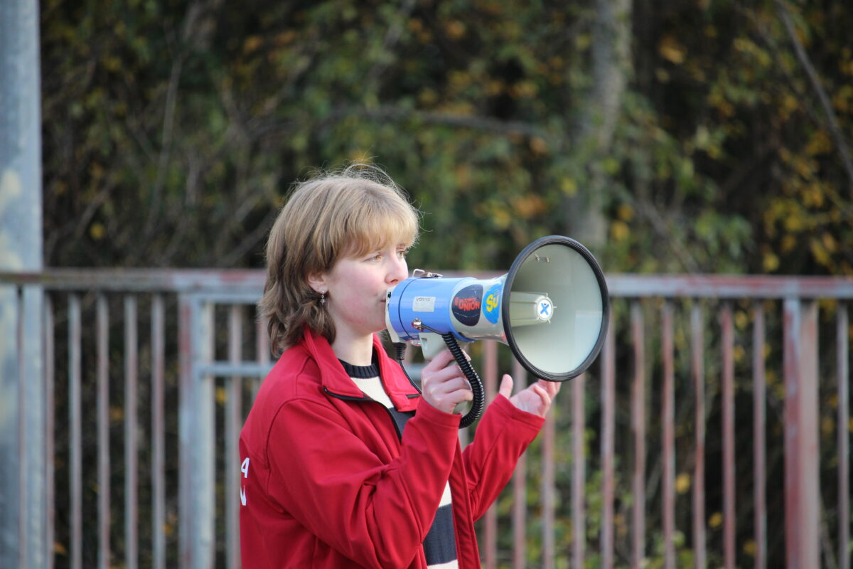 Martha Ní Riada speaks at UCDSU N11 Flyover Protest